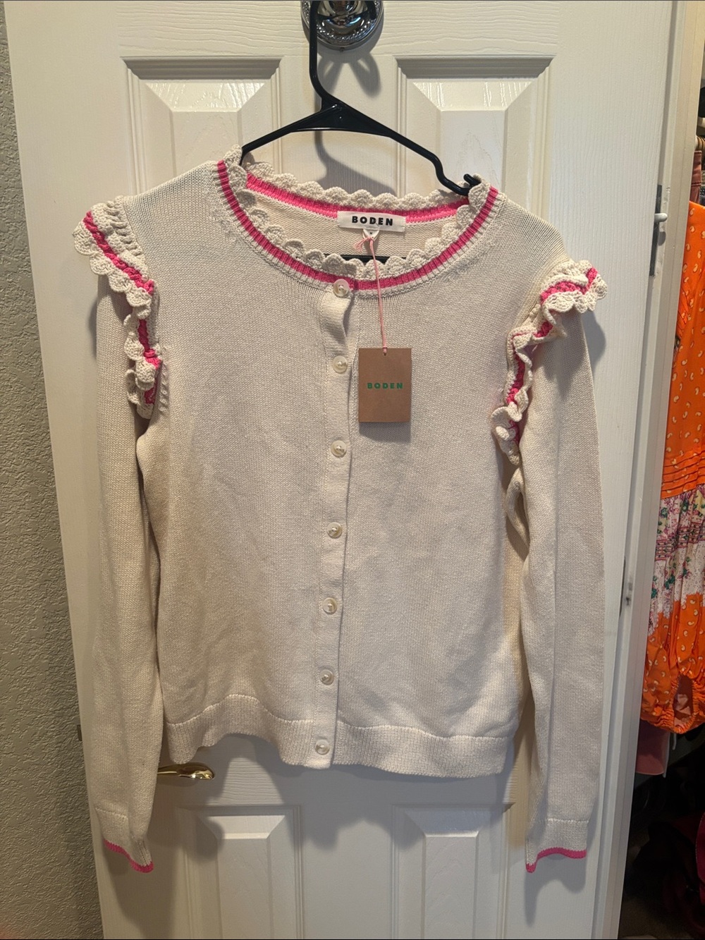 Boden NWT Ivory Crochet Frill Detail Cardigan Pink Ruffle Trim Sweater size M